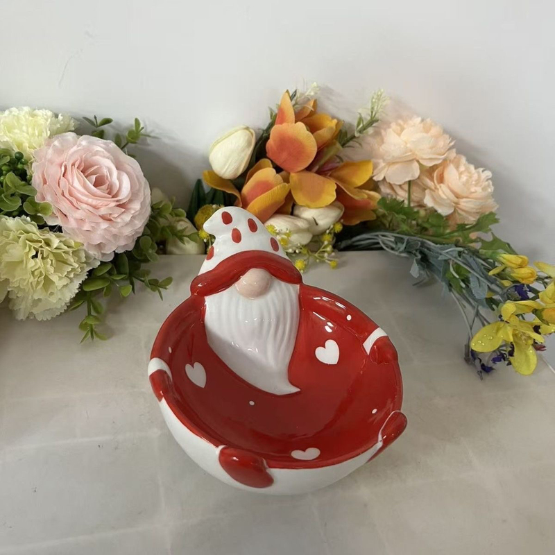 Ceramic Christmas Santa Gnome Heart Bowl Creative Cartoon Cute Three-Dimensional High-Temperature Restaurant Holiday Decoration Ornament