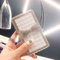 С бантиком, белый