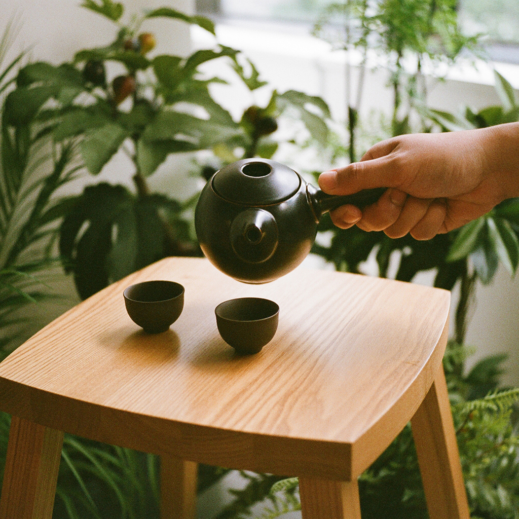 Loveramics love Mrs ProTea Japanese contracted household ceramic pot teapot single handle teapot 350 ml