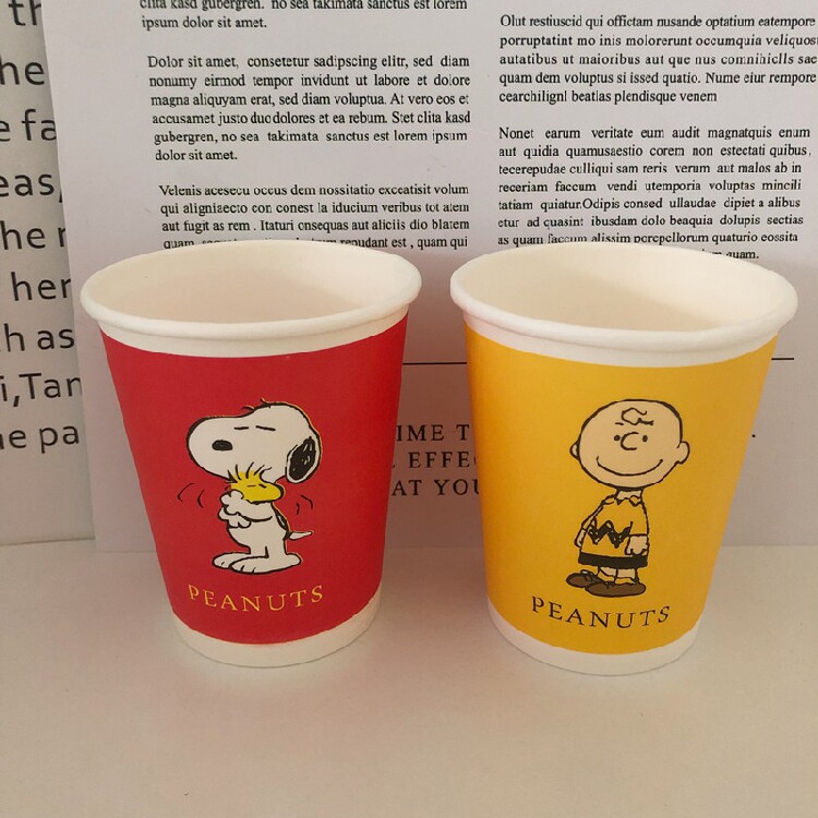 Korea ins loveisgiving disposable cartoon Snoopy paper cup SNOOPY puppy Charlie cup