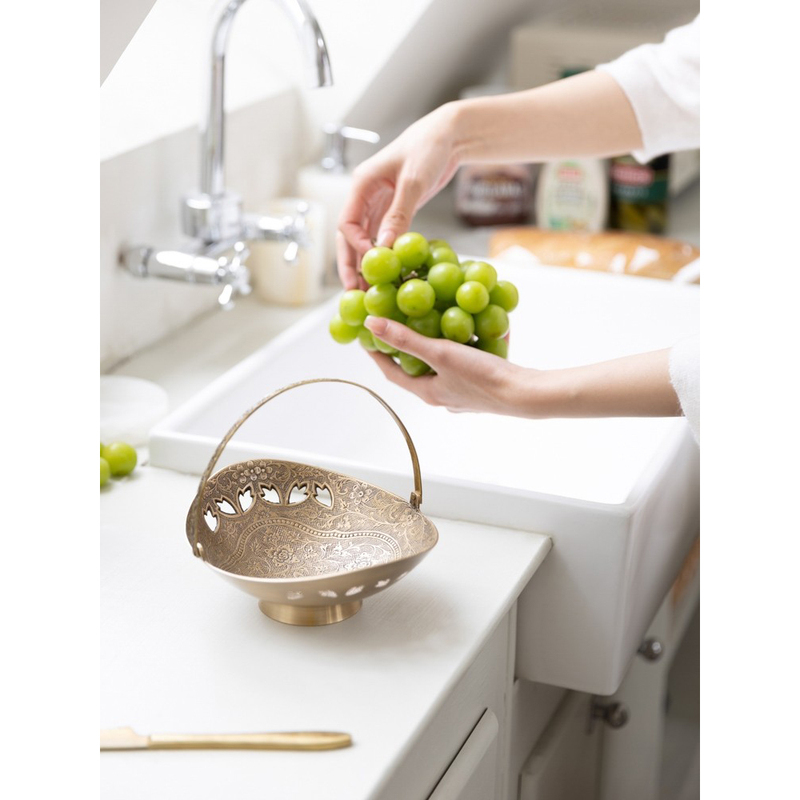 Ruonai Home Furnishings Indian Import! Dix@N Hand-Carved Brass Fruit Bowl Storage Tray with the Design of the Golden Flower Picking in the Golden Hall