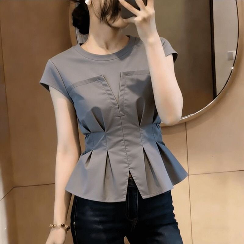 2026 Summer New Style Gray Patchwork Short-Sleeve T-Shirt for Women, Designed to Make You Look Taller and Slimmer, Fashionable and Uniquely Exquisite Top