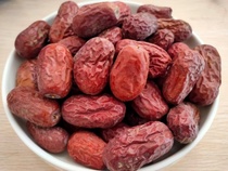 Hetian straight hair bulk 20 kg First-class mixed second-class jade jujube hanging dry red jujube meat on the original ecological tree is real and sweet