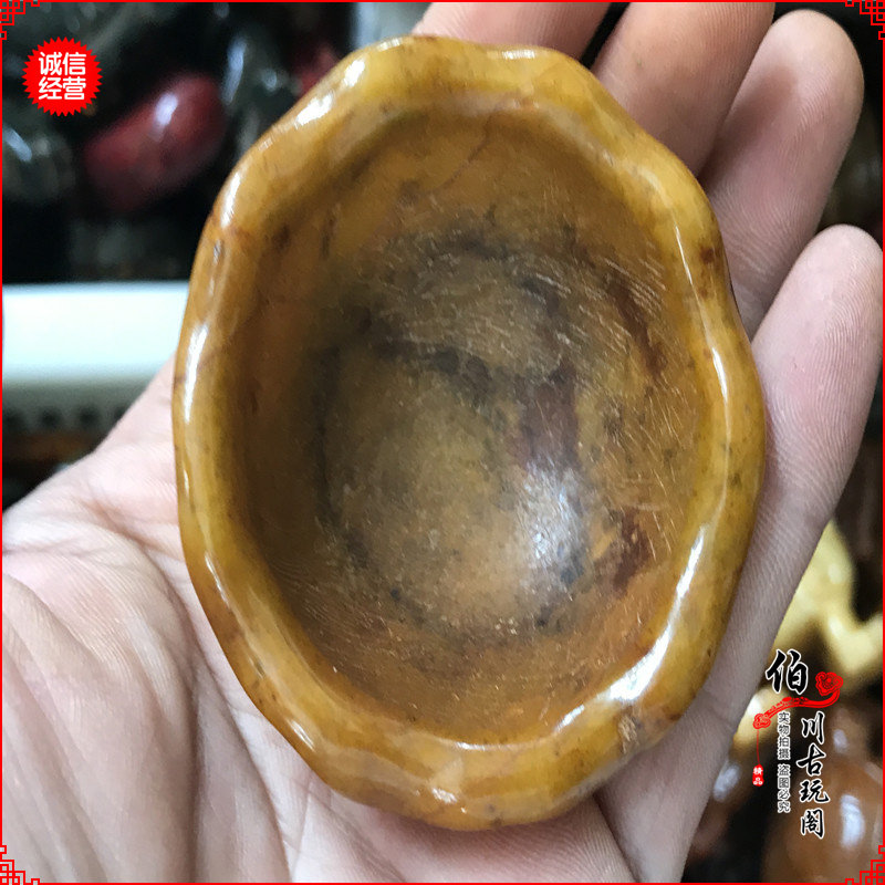 Imitation Han Dynasty ancient playing with antiques made of old jade jade jade and jade jade pendant with old jade jade pendant high ancient jade swinging piece jade bowl