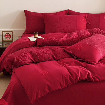 Recommended big red wedding four-piece set for big red