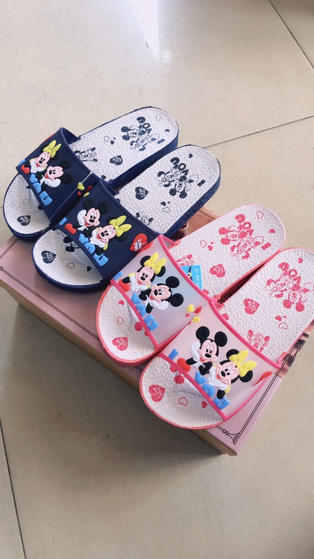 Mickey Mouse Slippers for Women, Summer Indoor Non-Slip Home Bathroom Bath Flat Soft-Soled Sandals for Women in Summer Mickey Mouse Slippers for Women, Summer Indoor Non-Slip Home Bathroom Bath Flat Soft-Soled Sandals for Women in Summer