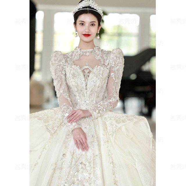 Long-sleeved main wedding dress 2023 new bride heavy industry trailing winter starry sky little man 2024 going out yarn French light