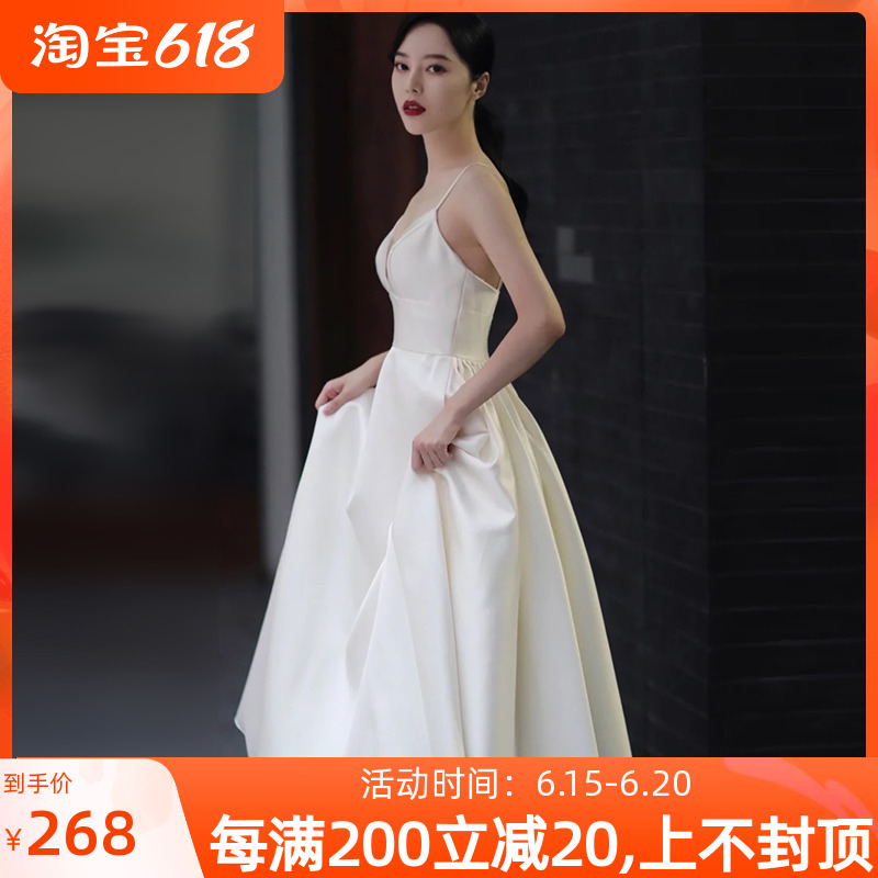 Fan-style harness light wedding dress 2021 minimalist V collar small out of the door yarn temperament slim white satin dress