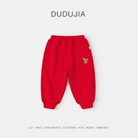 Год вышитых красных штанов дракона