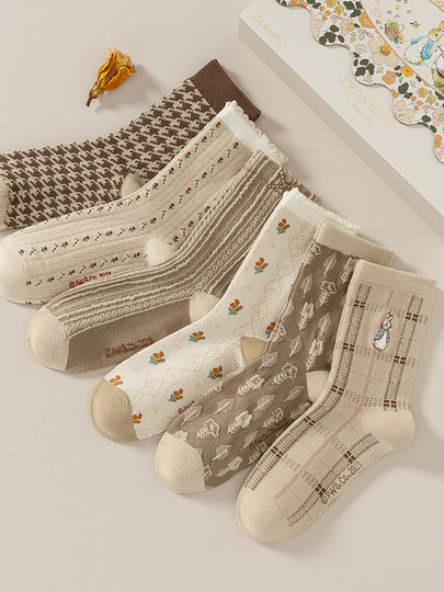 Peter Rabbit Co-Branding-Socken für Studentinnen im Herbst, süße Baumwollsocken, Cartoon-Peter Rabbit-Socken, Weihnachtsgeschenkbox-Trend
