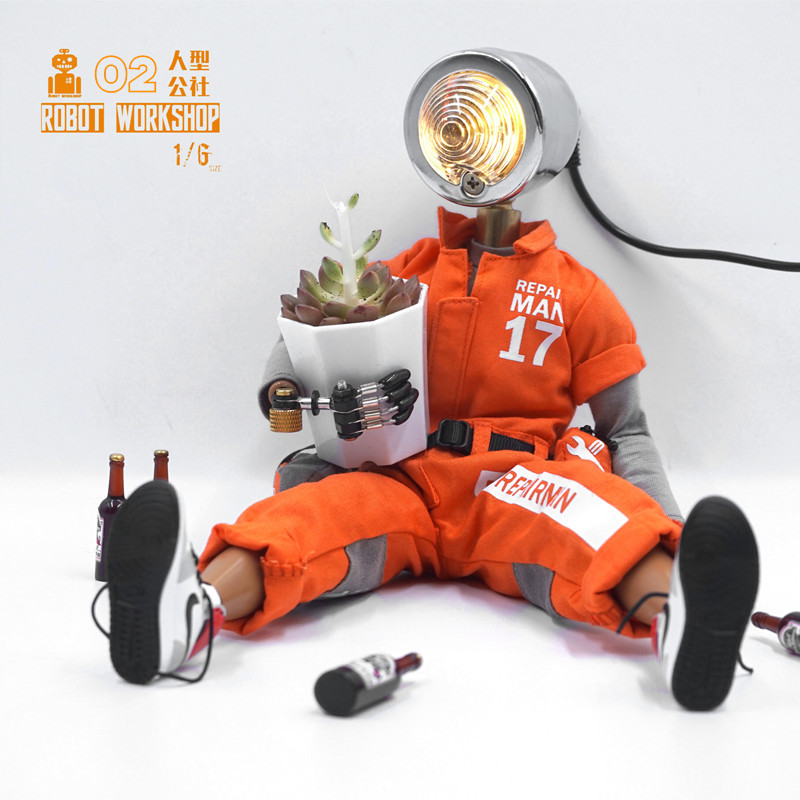 Trendy Action Figure Doll with Movable Joints, Trendy Toy Soldier Model, Gift for Boys, Desktop Ornament, Desk Lamp