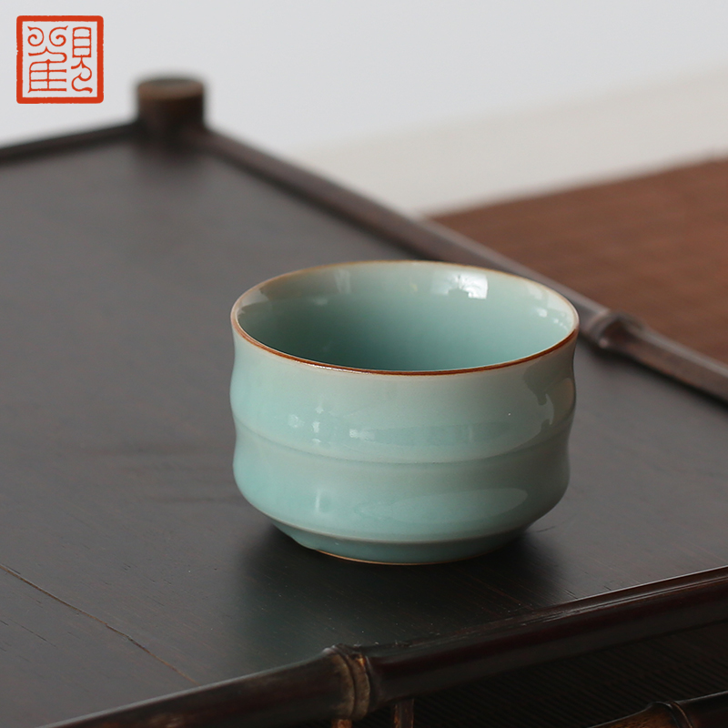 The View restoring museum ceramic cups sample tea cup longquan celadon celadon kung fu tea master cup bamboo cup single CPU