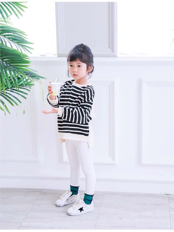 Cha mẹ mặc áo len 2019 xuân hè mới sọc lỏng lẻo lười biếng gió bé trai và bé gái ba lô - Trang phục dành cho cha mẹ và con quần áo gia đình mùa hè