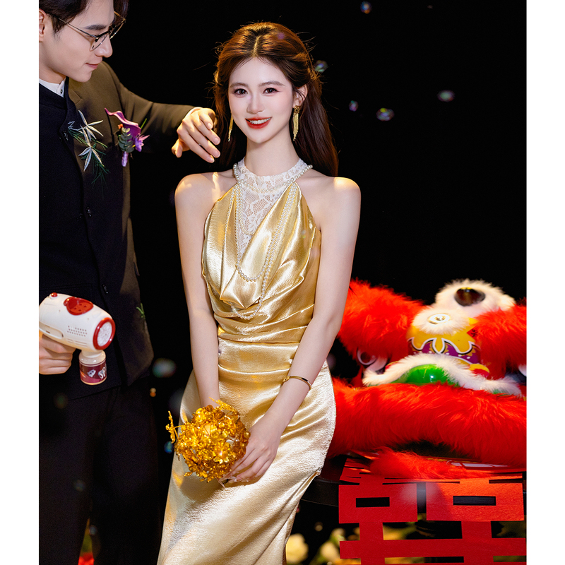 Champagne Gold Evening Dress for Women, Elegant and Luxurious, Niche Style, Suitable for Hostess, Engagement, High-End Fishtail Halter Neck