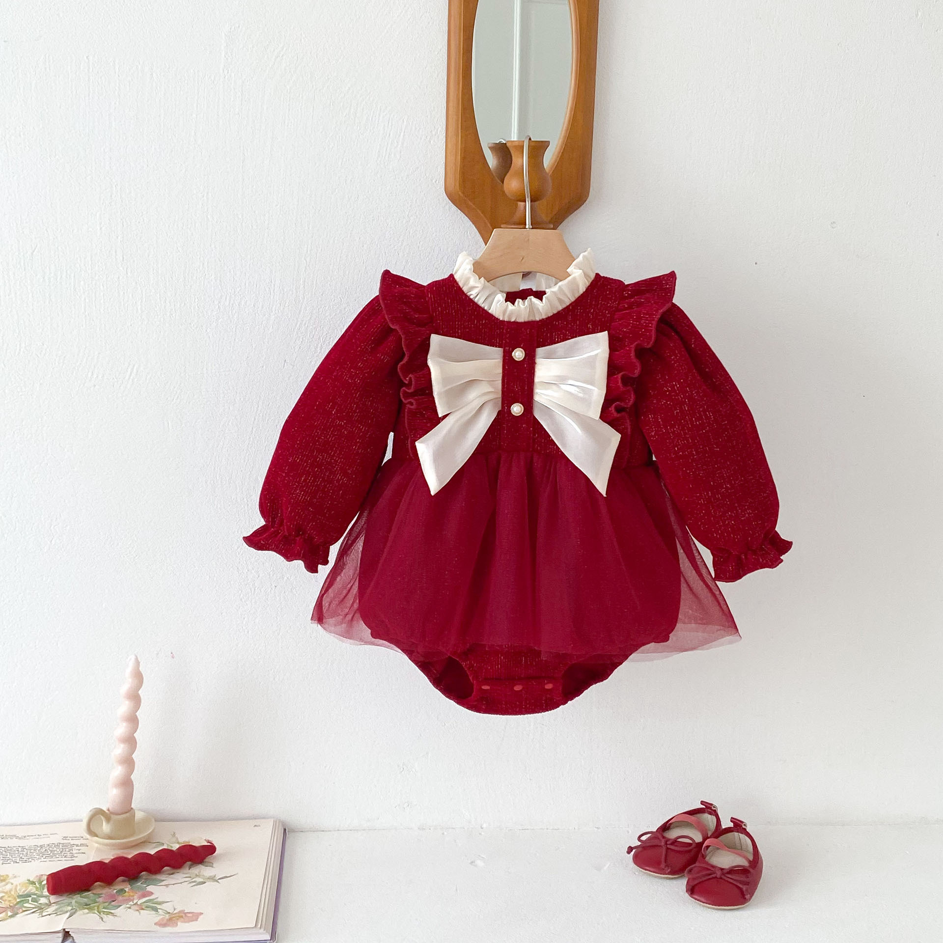 ベビーおならドレス 秋と冬 新生児 ジャンプスーツ リトルプリンセス 百日満月ドレス 女性 ベビー服 春服