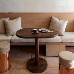 American-Style Retro Dining Table, Solid Wood Oval Coffee Table, Japanese-Style Internet-Famous Milk Tea Dessert Shop Walnut-Colored Oval Table