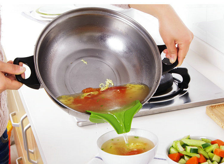 Dụng cụ nhà bếp chống trơn trượt với bộ làm lệch cạnh tròn Vòi phun chất lỏng silicon đổ vào dụng cụ nhà bếp - Phòng bếp đồ gia dụng nhà bếp