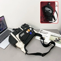 Комбинация черно-белого цвета + набор значков из 5 человек + кулон черного воина