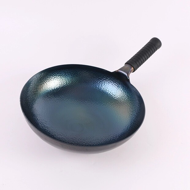 Zhangqiu iron pot wok old-fashioned handmade uncoated round bottom iron wok household gas gas stove with spoon cover shovel