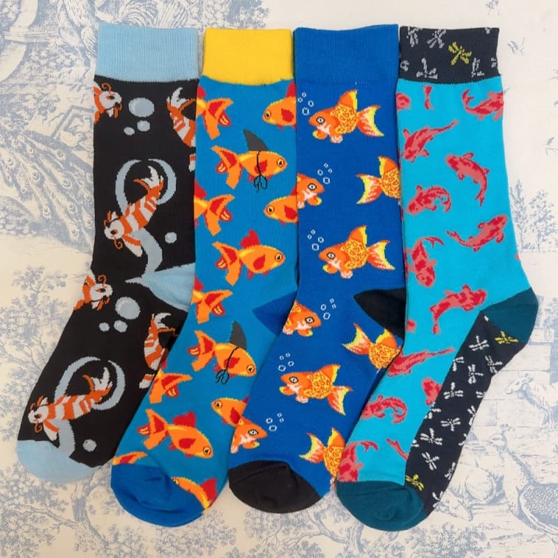 Cute Lucky Koi Mascot Bundled with Goldfish Mid-Length Japanese-Style Cotton Socks, Full of Gold and Jewels, Small Blessings Cute Lucky Koi Mascot Bundled with Goldfish Mid-Length Japanese-Style Cotton Socks, Full of Gold and Jewels, Small Blessings