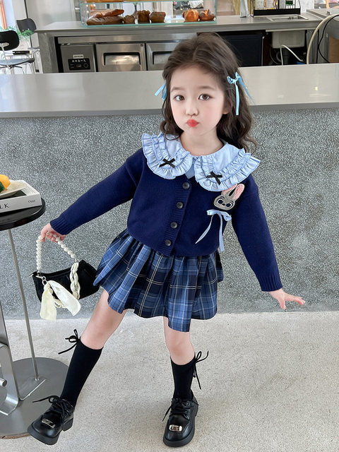 Girls' Autumn Clothing 2024 New Set, Girl's Bunny Police Officer Outfit, Spring and Autumn Children's Jk Skirt, Stylish and Fashionable