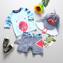  Foreign trade boys swimsuit split Korean childrens sunscreen quick-drying swimsuit surfing suit set sunscreen cap shark