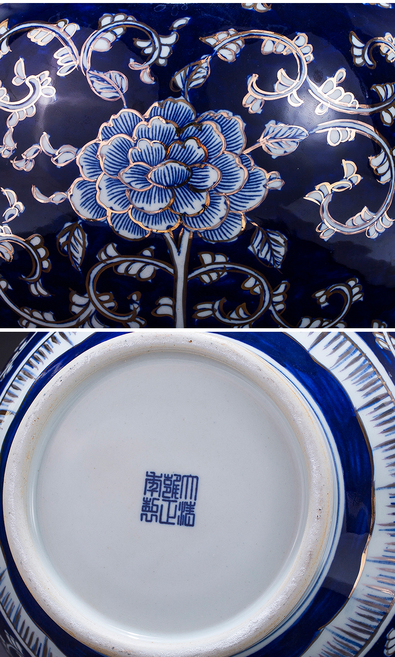 Blue and white porcelain of jingdezhen ceramics hand - made paint pomegranate bottle furnishing articles furnishing articles sitting room of Chinese style household decorations