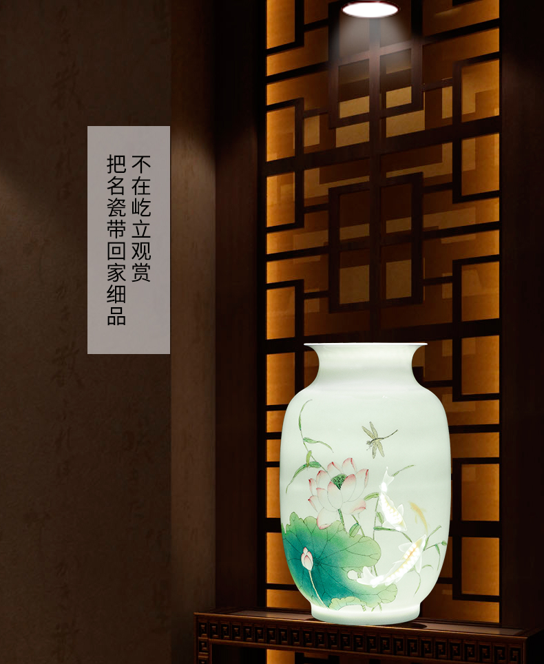 The Master of jingdezhen ceramics from thin foetus vase hand - made years wining the new Chinese style home sitting room adornment is placed