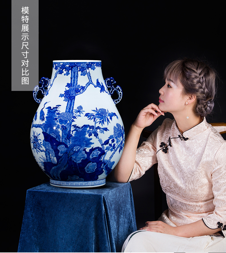 Jingdezhen ceramics hand blue and white porcelain vase archaize qianlong double listen Chinese sitting room adornment is placed