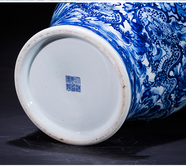 Jingdezhen ceramics vase furnishing articles imitation qianlong YunLongWen name plum bottle of blue and white porcelain Chinese style household decoration sitting room