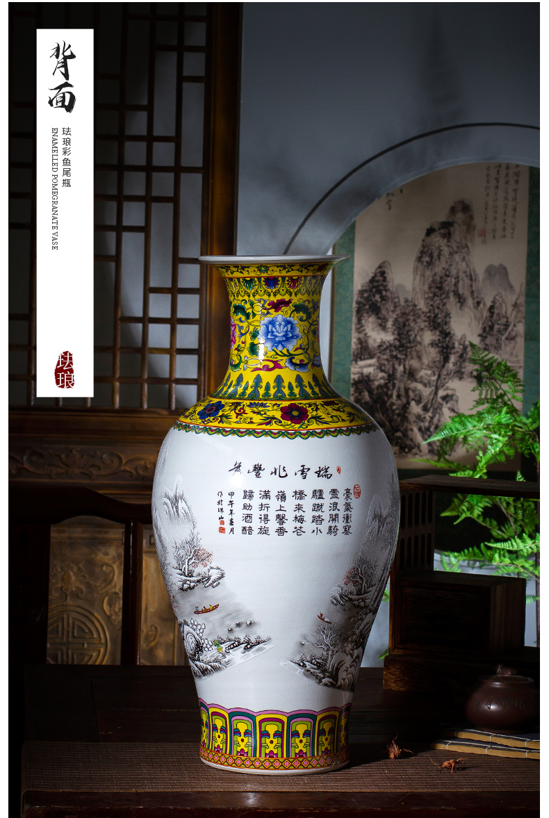 Jingdezhen ceramic vase furnishing articles household act the role ofing is tasted the sitting room of Chinese style restoring ancient ways is rich ancient frame colored enamel large tail bottles