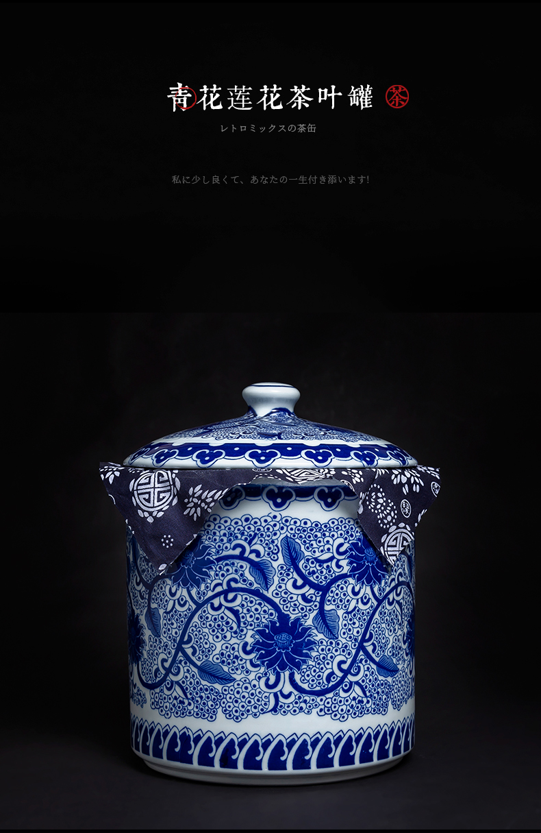 Jingdezhen ceramic blue seal tea caddy fixings receive a storage jar household adornment is placed a gift