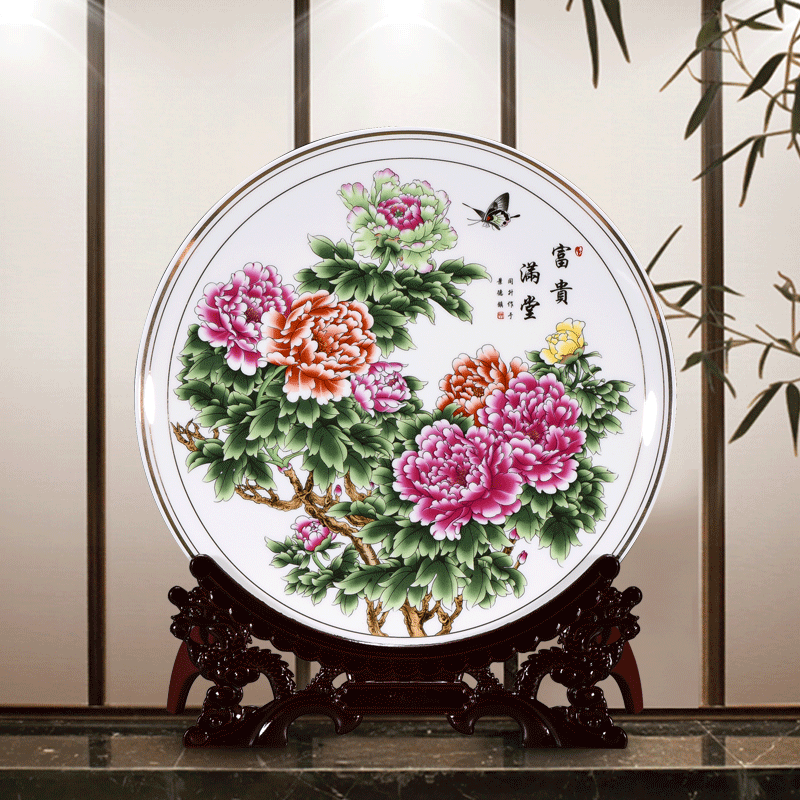 Jingdezhen ceramic decoration plate with a silver spoon in its ehrs expressions using the and classical household crafts are rich ancient frame TV ark, decoration