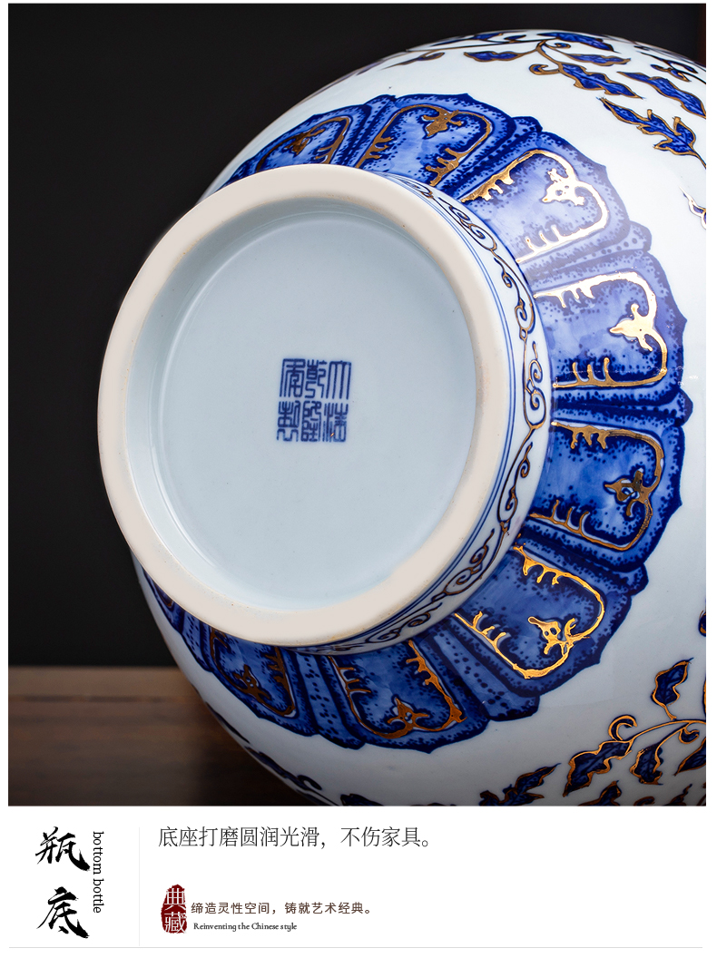 Jingdezhen ceramic antique hand - made paint new Chinese style living room blue and white porcelain vase rich ancient frame decorative porcelain furnishing articles