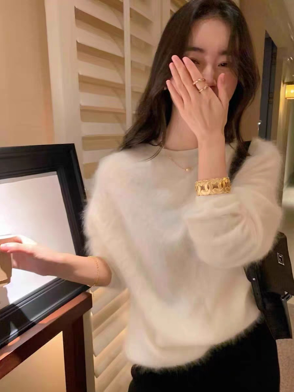 New Autumn and Winter Cashmere Wool Brushed Women's Round Neck Sweater Pullover Loose Lazy Korean Style Knitted Base Shirt Top