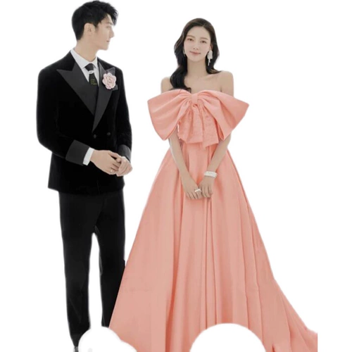 Розовое модное свадебное платье подходит для фотосессий для влюбленных