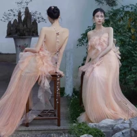 Зеленое платье