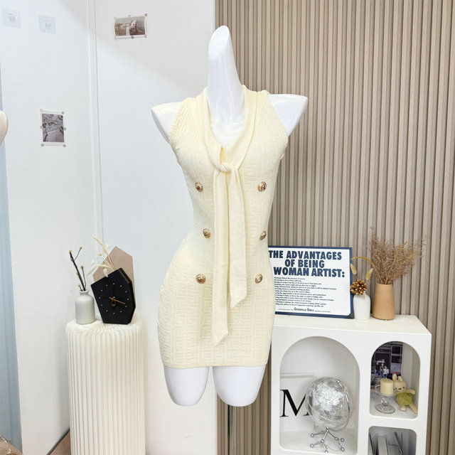 White Gold Luxury Style, Chanel-Inspired Socialite Heavy Jacquard Ribbon Slim-Fit Bodycon Sleeveless Dress for Women