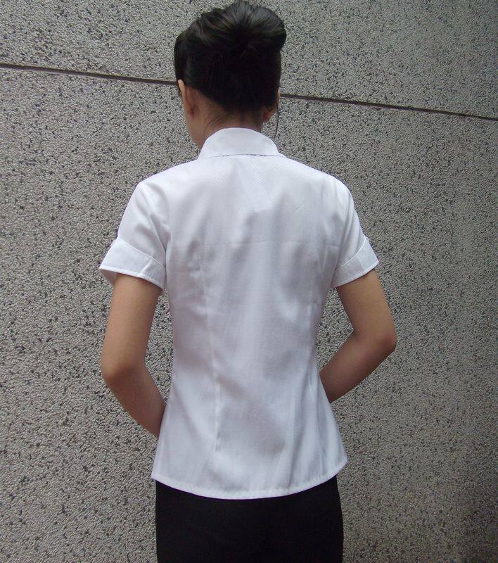 Розовая рубашка, V-образный вырез, облегающий крой, в корейском стиле, короткий рукав 