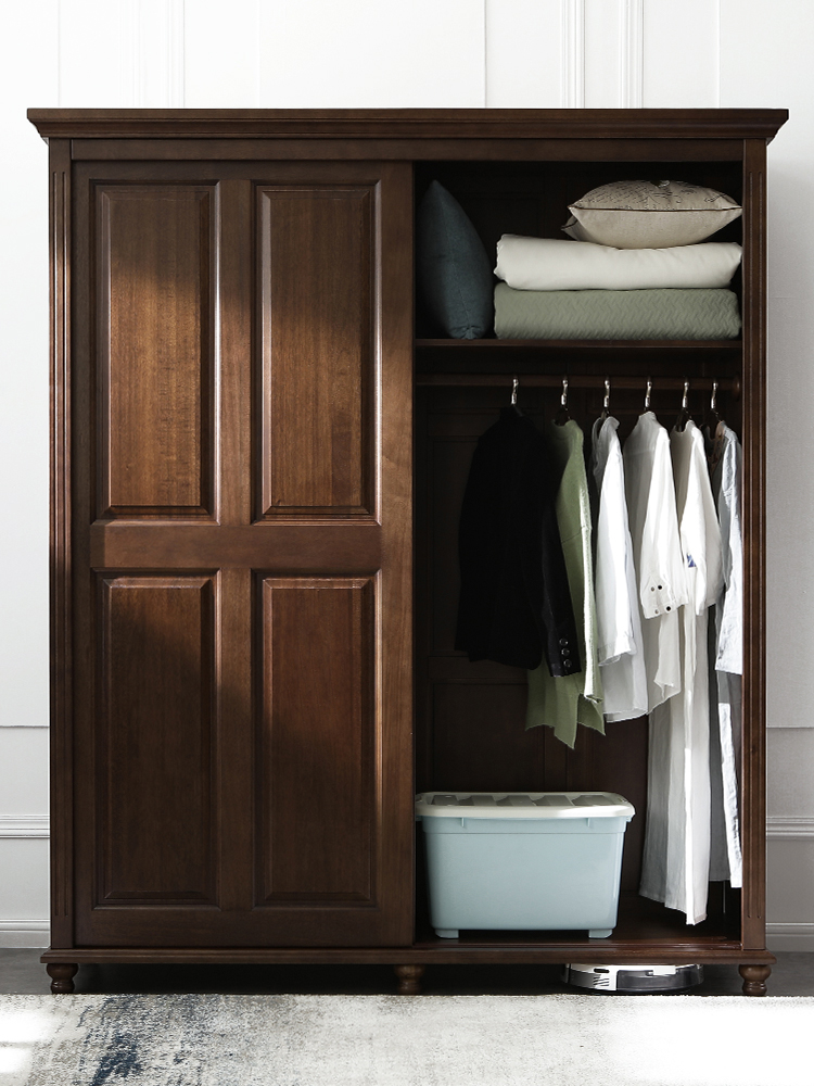Small American country full solid wood sliding door wardrobe Simple American style retro double door wardrobe Sliding door wardrobe