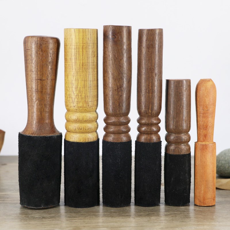 Nepal Artisanal Sombowl Yoga Soundtherapy Accessories Buddha Tone Bowl Grinding Stick Wrap Leather Turning Stick Soundbowl Peach Wooden Stick