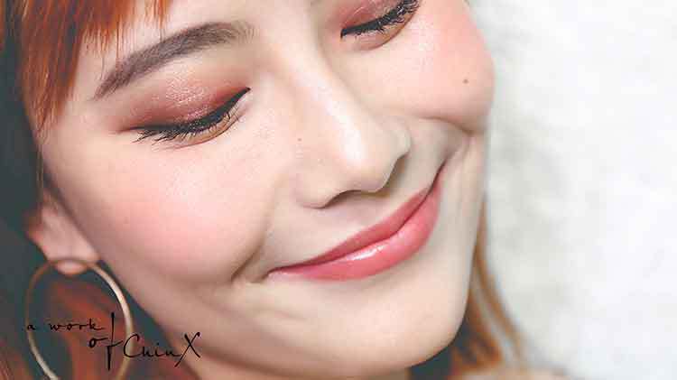 Từ chối phấn mắt thành phố đẹp nhật ký 16 màu Lin Yun với bàn tay tàn tật phấn mắt sa mạc bóng hồng - Bóng mắt phấn mắt dạng thỏi 3ce