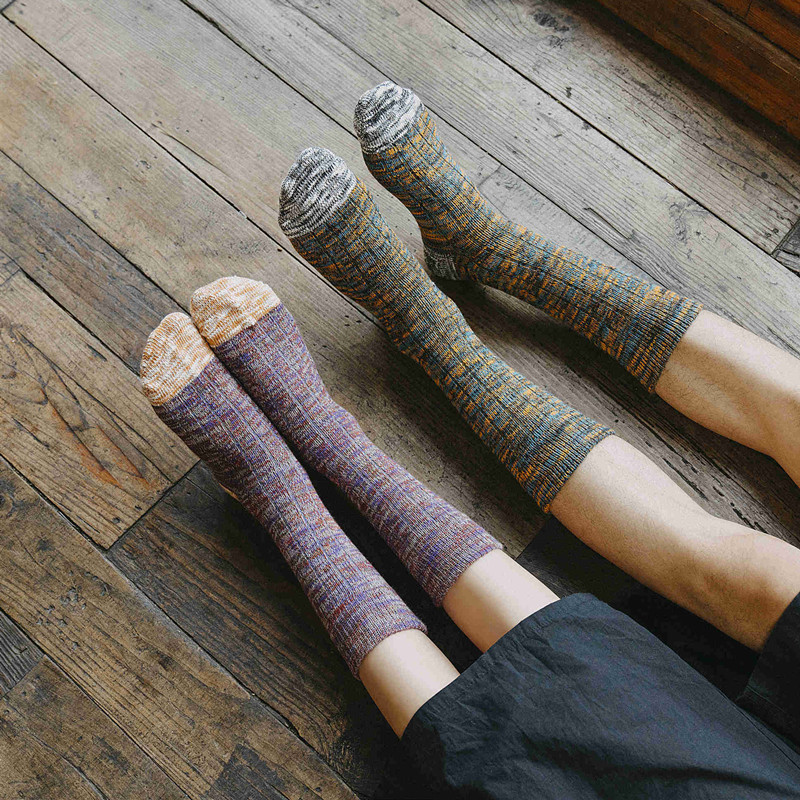 T2471 guest for flower yarn medium cylinder tooling 100 lap skateboard sports socks street retro pure cotton lovers long socks