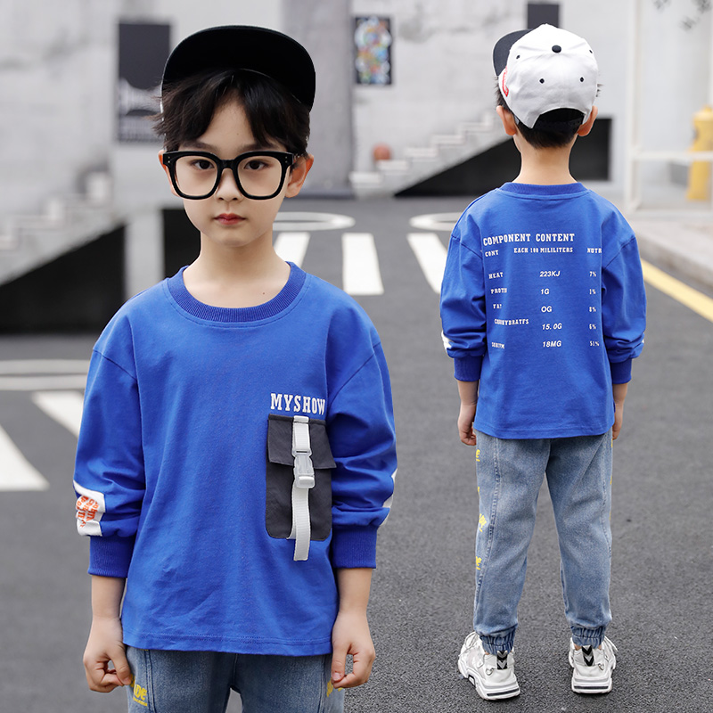 Boys dài sleevet t-shirt mùa xuân 2020 trẻ em mới của Vòng cổ bottomshirt trong áo khoác không khí Hàn Quốc phiên bản cậu bé lớn của bảo vệ.