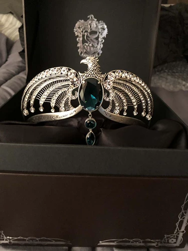 Соединенные Штаты закупают благородную коллекцию Гарри Порттварс, уполномоченные украшения Ravenclaw Crown