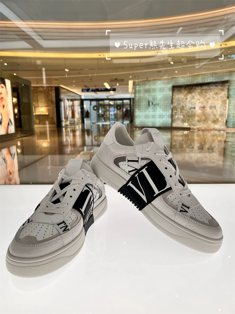 Покупка Valentino Valentino VL7N модные низкопрофильные кроссовки из кожи буйвола повседневные спортивные кроссовки для мужчин и женщин