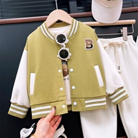 Оливково-зеленый