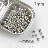 Около 70 раундов круглых букв около 70