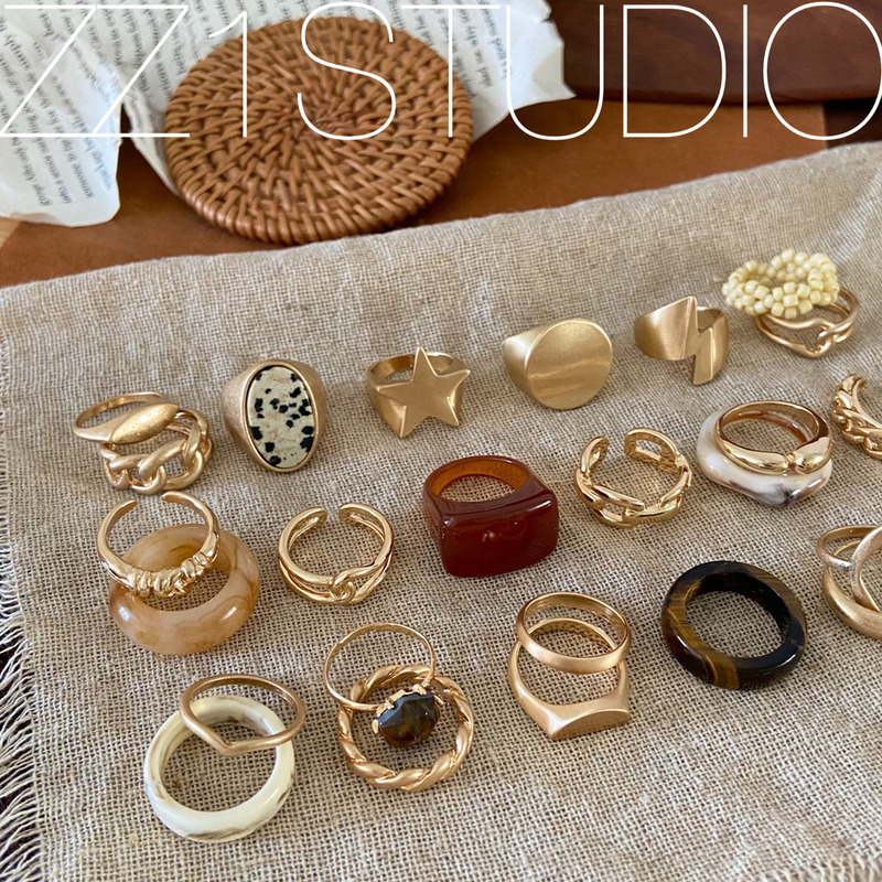 ins European and American French-Style Old Money Style Gold Brushed Matte Texture Resin Acrylic Niche Design Ring