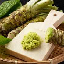 About 3-5 Yunnan fresh wasabi 150g suitable for 3-4 people Fresh wasabi root has a soft flavor